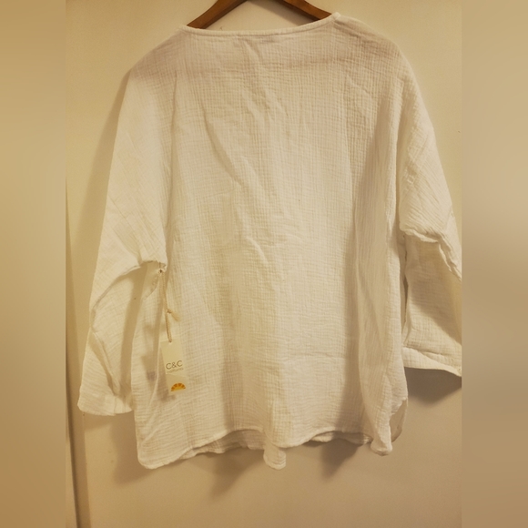 White blouse/cover up NWT - Picture 2 of 4